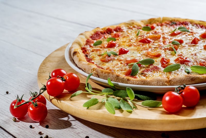Currywurst Pizza